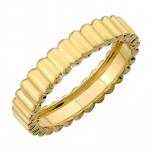 Load image into Gallery viewer, 14K Yellow Gold Fluted Ring
