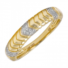 Load image into Gallery viewer, 14K Yellow Gold Arrow Diamond Ring
