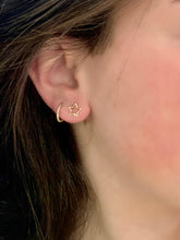 Load image into Gallery viewer, 14K Yellow Gold Open Star Stud
