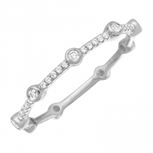 Load image into Gallery viewer, 14K Yellow Gold Studded Diamond Ring
