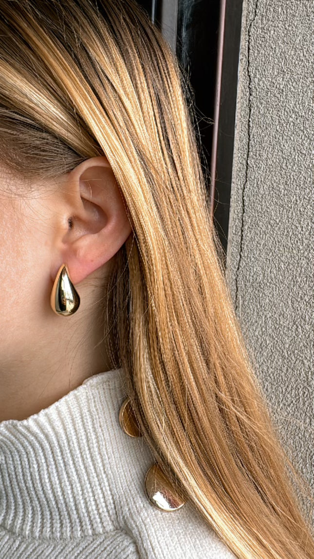 14k Yellow Gold Large Pear Shape Earrings