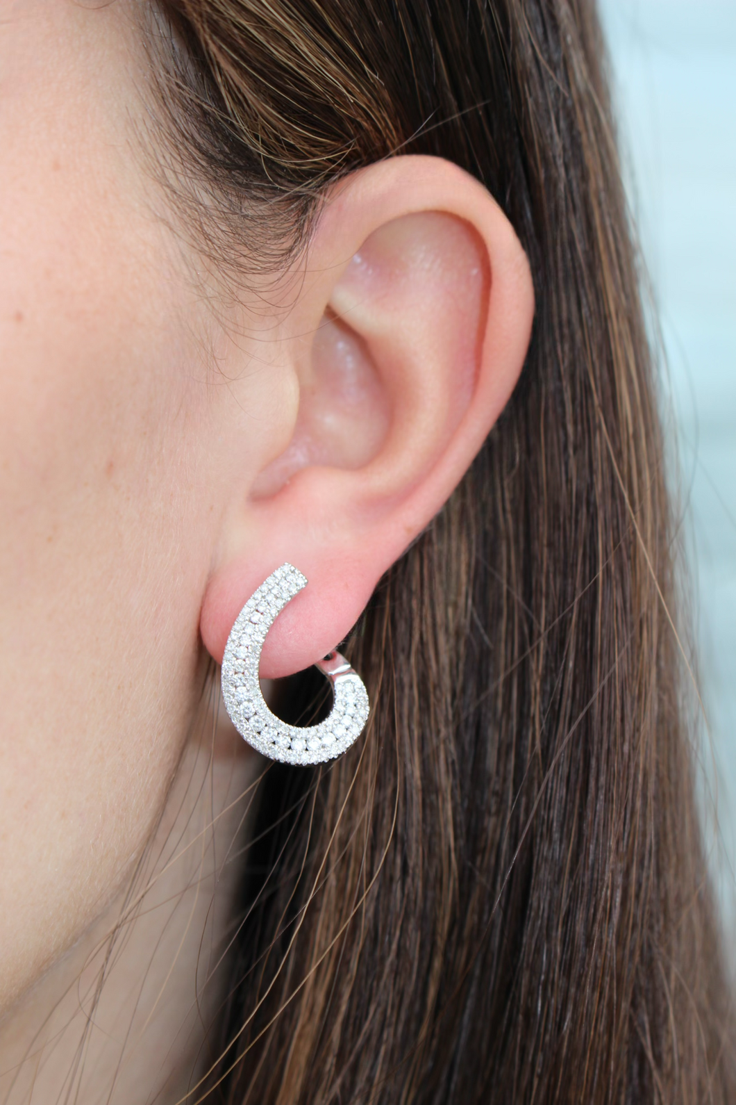 14K White Gold Scoop Diamond Earrings