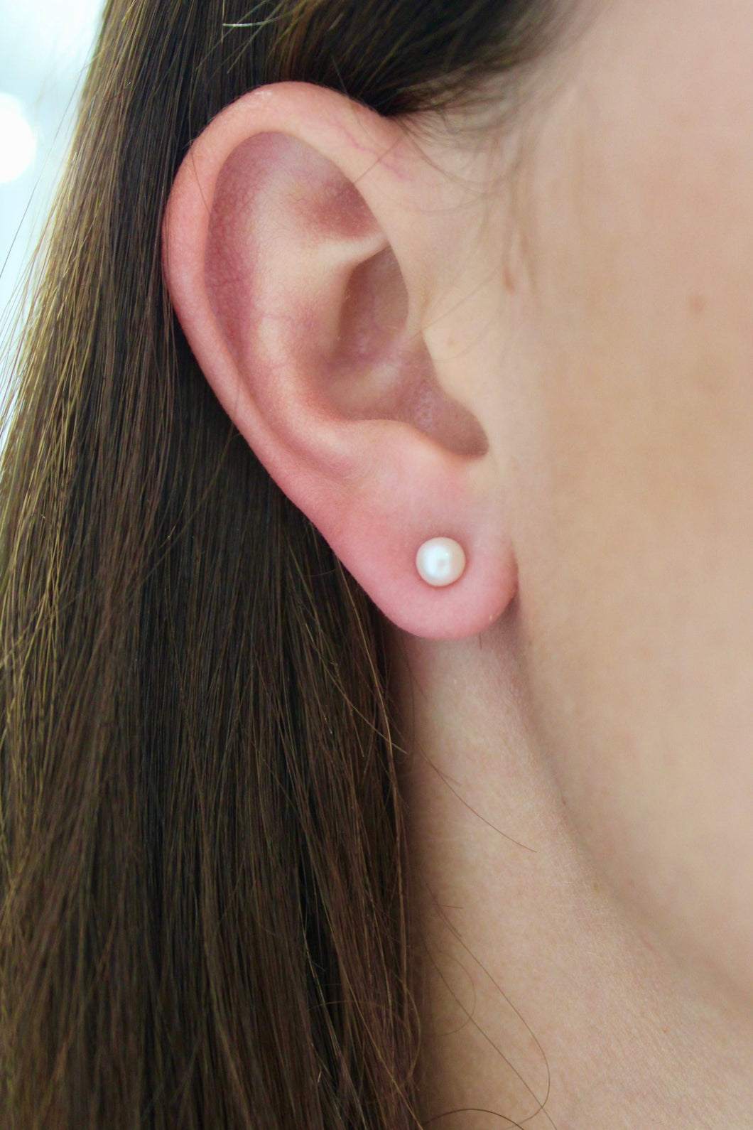 14K Yellow Gold 5MM Pearl Screwback Stud