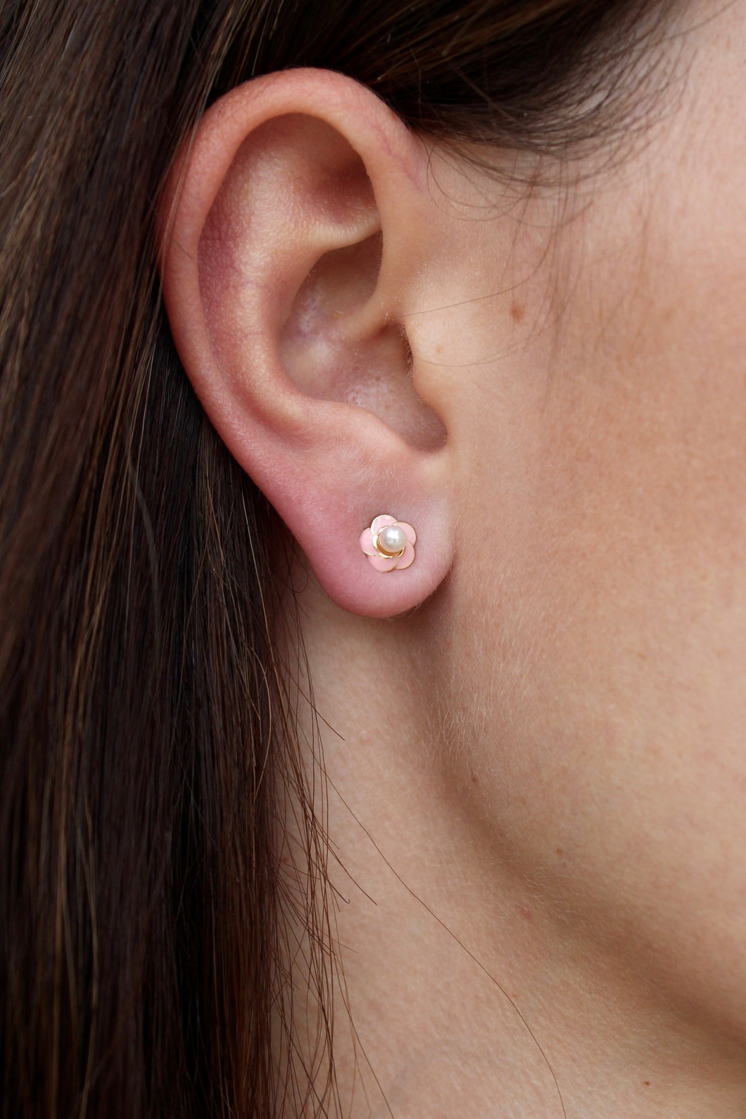 14K Yellow Gold Pink Pearl Flower Screwback Stud