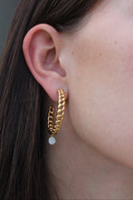 Load image into Gallery viewer, 14k Yellow Gold Cuban Link Open Hoop Earrings
