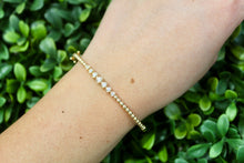 Load image into Gallery viewer, 14K Yellow Gold Diamond Round Bangle
