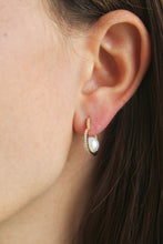 Load image into Gallery viewer, 14K Yellow Gold Diamond Pearl Heart Hoop Earrings
