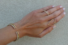 Load image into Gallery viewer, 14K Yellow Gold Large Open Heart Ring
