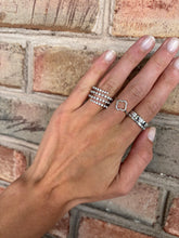 Load image into Gallery viewer, 14K Gold Diamond Open Clover Ring
