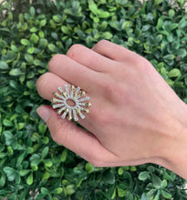 Load image into Gallery viewer, 14K Yellow Gold Diamond Sunburst Ring
