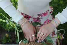 Load image into Gallery viewer, 14k Yellow Gold Diamond Flower Wrap Ring
