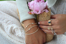 Load image into Gallery viewer, 14k Yellow Gold Diamond Flower Wrap Ring
