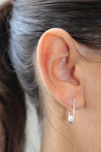 Load image into Gallery viewer, 14K Gold Diamond Pearl Earrings
