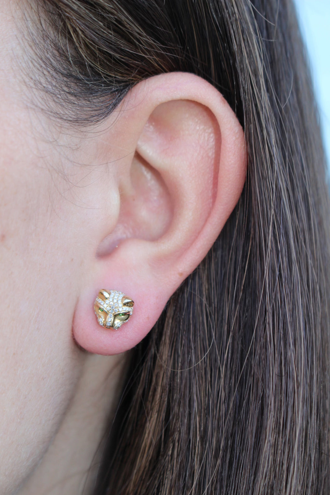 14K Yellow Gold Diamond Cougar with Emerald Eye Studs