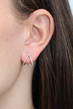 Load image into Gallery viewer, 14K Yellow Gold Diamond Cage Lobe Studs
