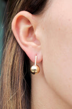 Load image into Gallery viewer, 14K Yellow Gold Diamond Link Gold Ball Earrings
