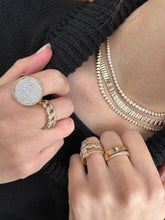 Load image into Gallery viewer, 14K Yellow Gold Fluted Alternate Diamond Necklace
