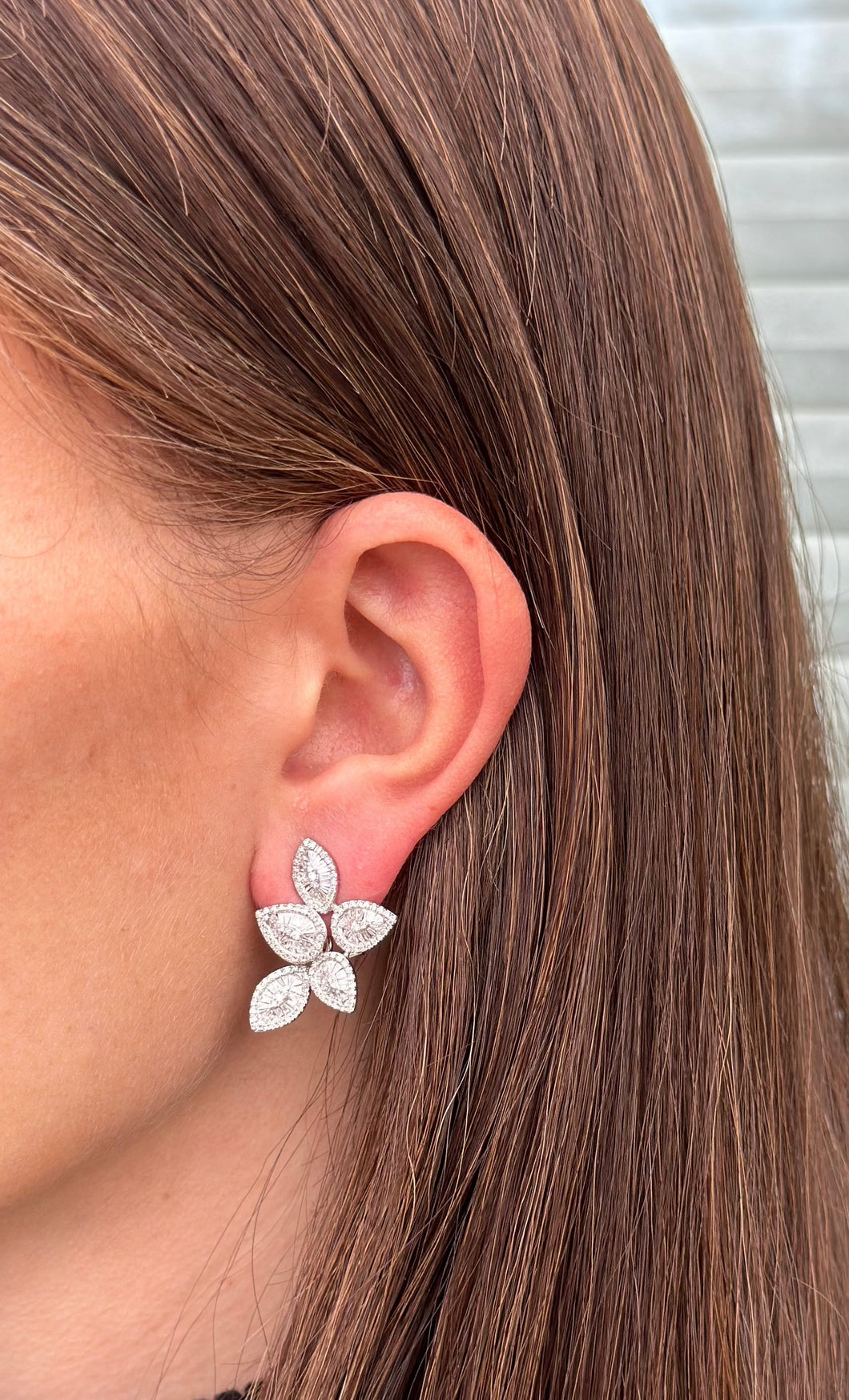 14K White Gold Baguette Multi-Leaf Large Studs