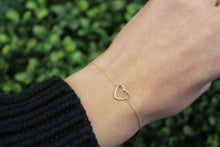 Load image into Gallery viewer, 14K Yellow Gold Open Heart Bracelet
