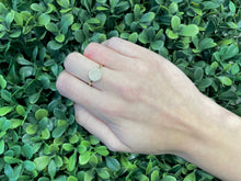 Load image into Gallery viewer, 14K Gold Circle Diamond Ring
