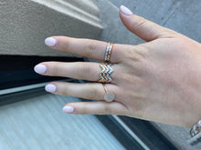 Load image into Gallery viewer, 14K Gold Band with Diamonds Ring
