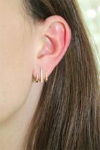 Load image into Gallery viewer, 14K Yellow Gold Diamond Claw Earrings
