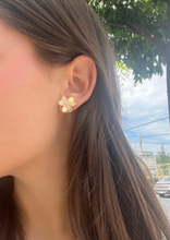Load image into Gallery viewer, 14K Yellow Gold Medium Flower with Center Diamond Earring
