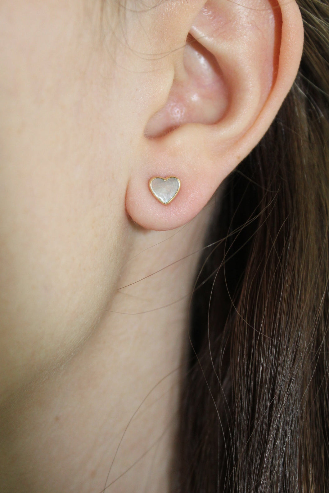 14K Yellow Gold Mother of Pearl Heart Huggies
