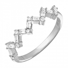 Load image into Gallery viewer, 14K Gold Diamond Baguette Ring
