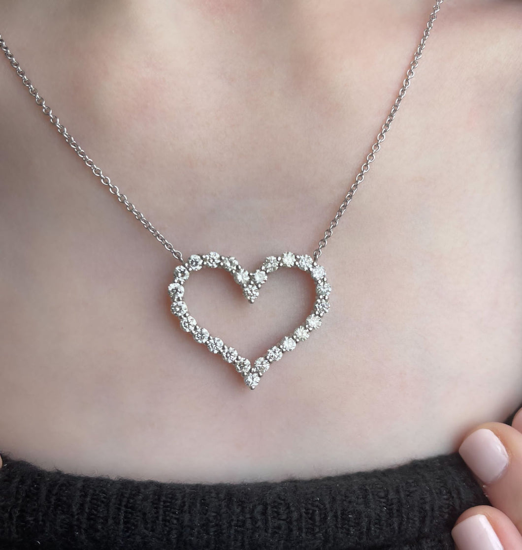 14K White Gold Diamond Heart Necklace